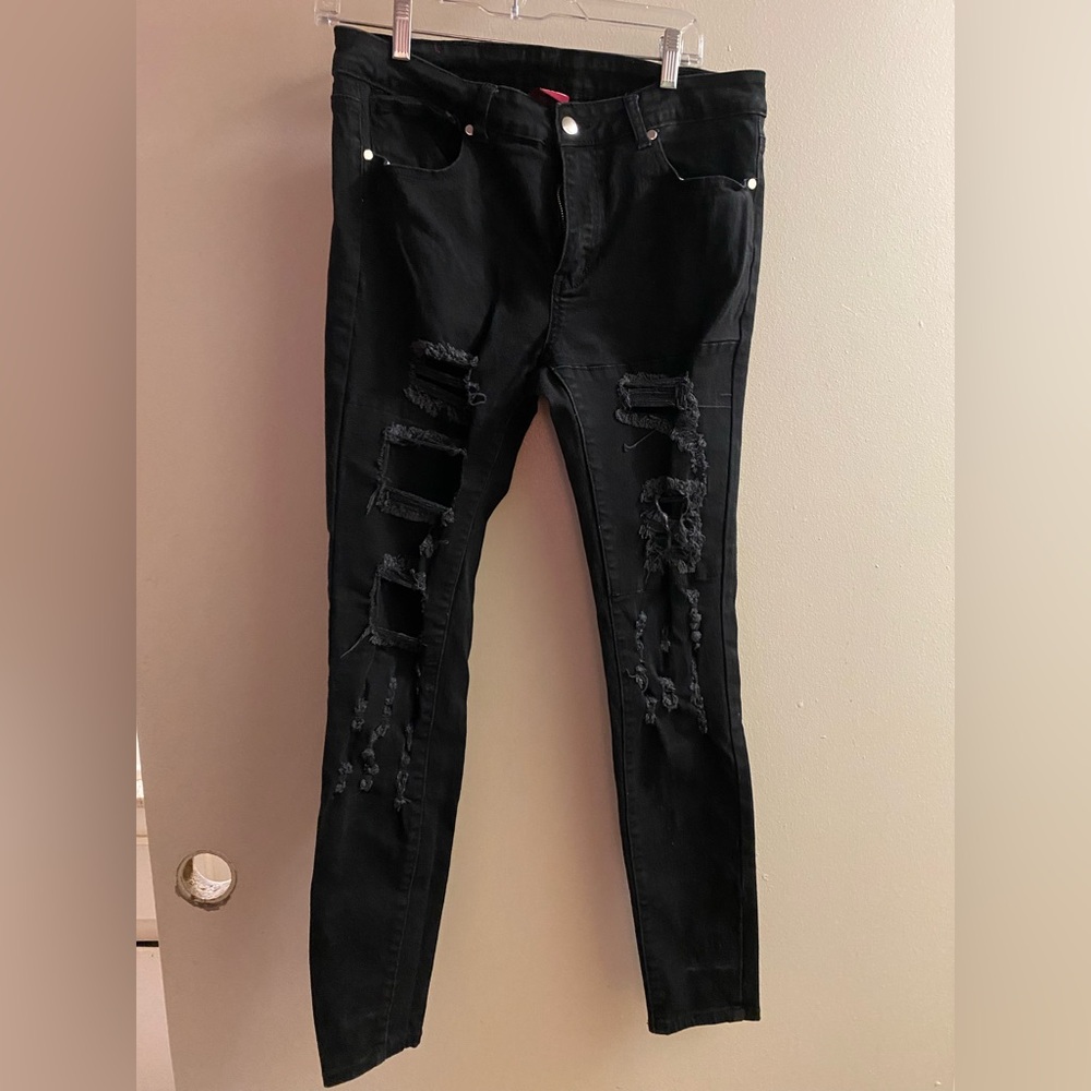 Ling Collection Women’s Black Denim Jeans 16 Waist 32” Inseam 29” 32x29 Distress